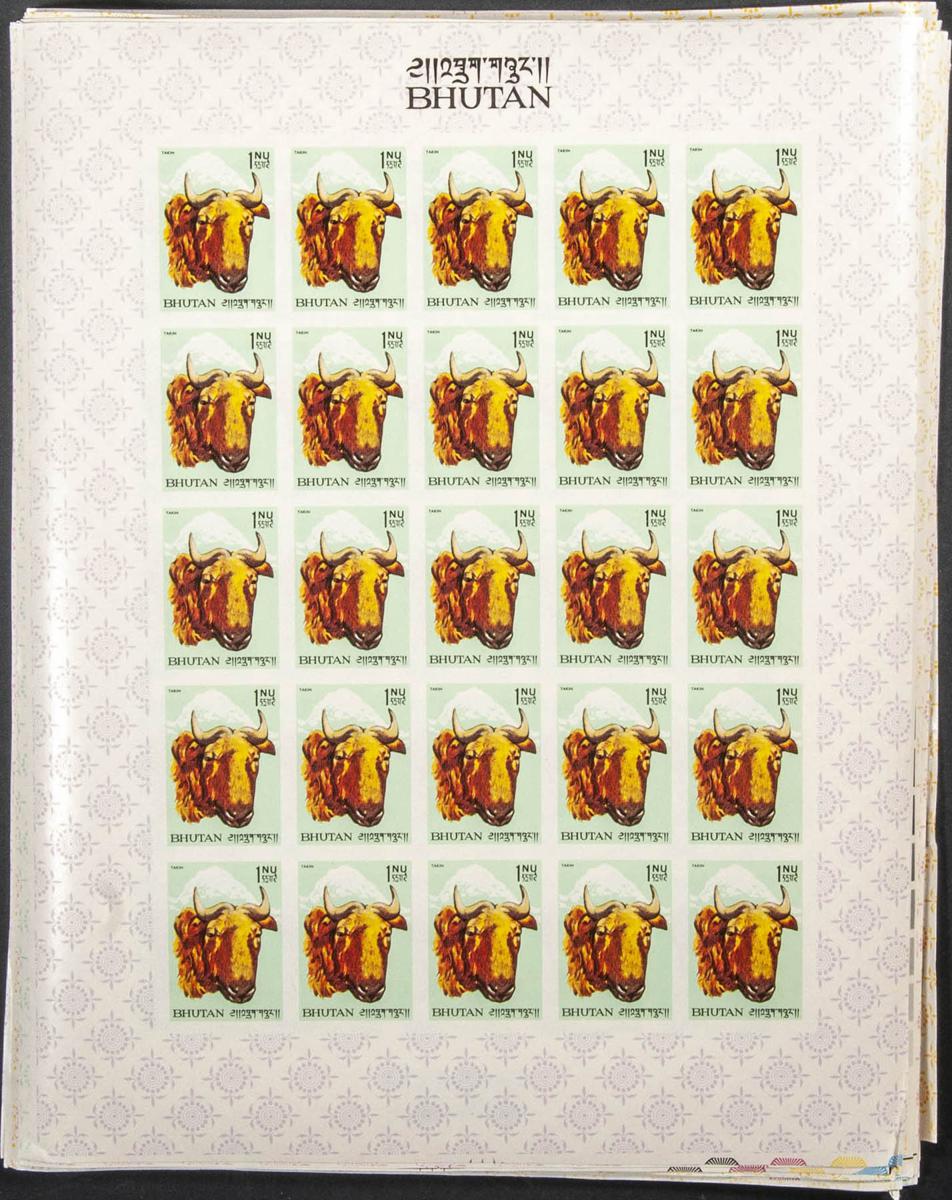 Lot 808 - bhutan bhutan - IBERPHIL Auction #109. The Fournier Universe. Part 1 Lot 808 - bhutan bhutan - IBERPHIL Auction #109. The Fournier Universe. Part 1