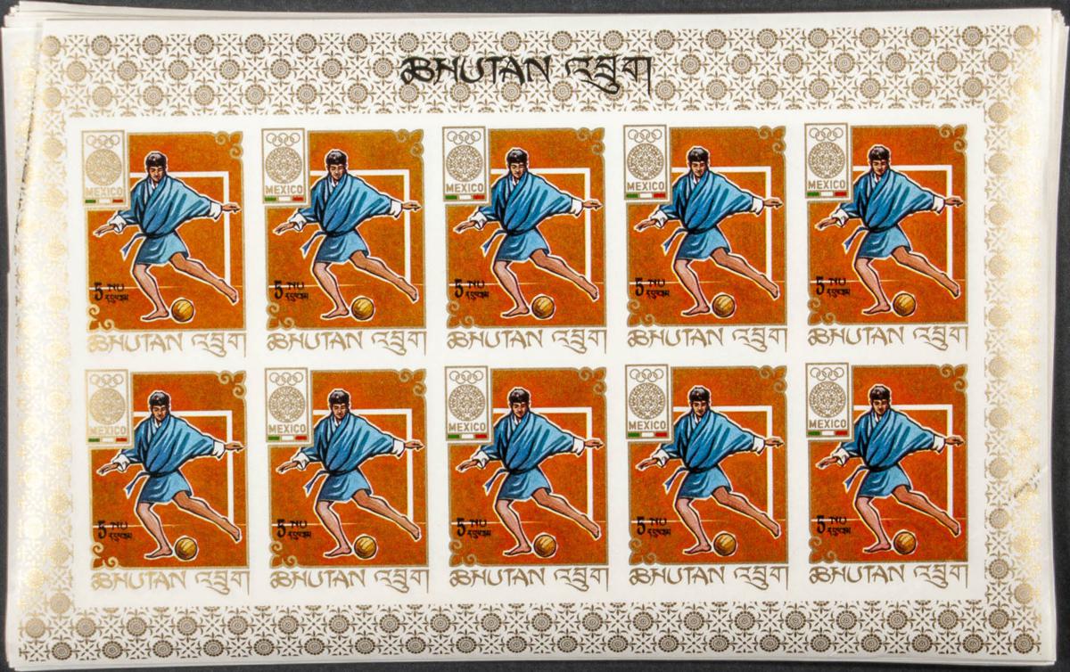 Lot 832 - bhutan bhutan - IBERPHIL Auction #109. The Fournier Universe. Part 1 Lot 832 - bhutan bhutan - IBERPHIL Auction #109. The Fournier Universe. Part 1